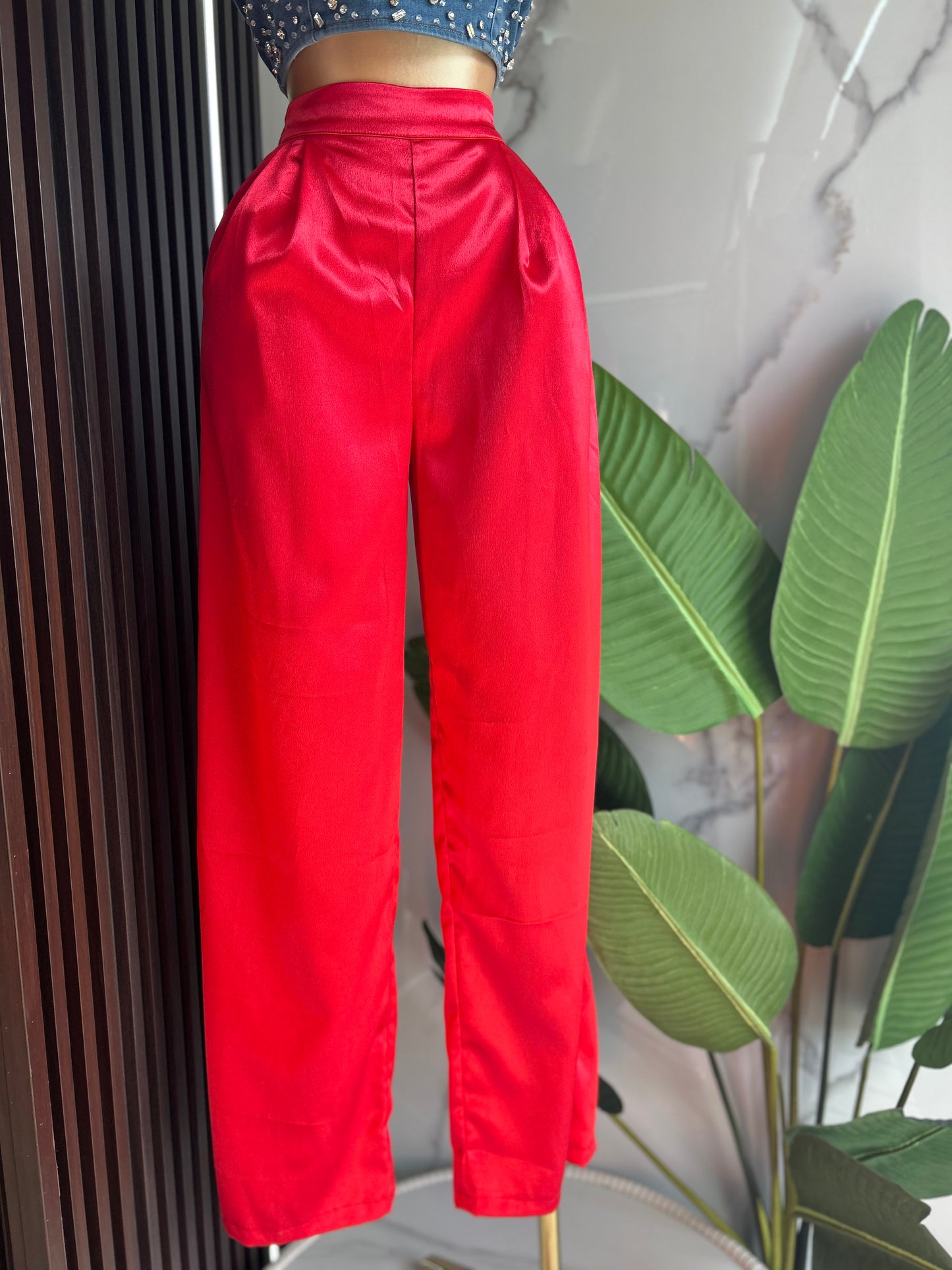 Red Palazo